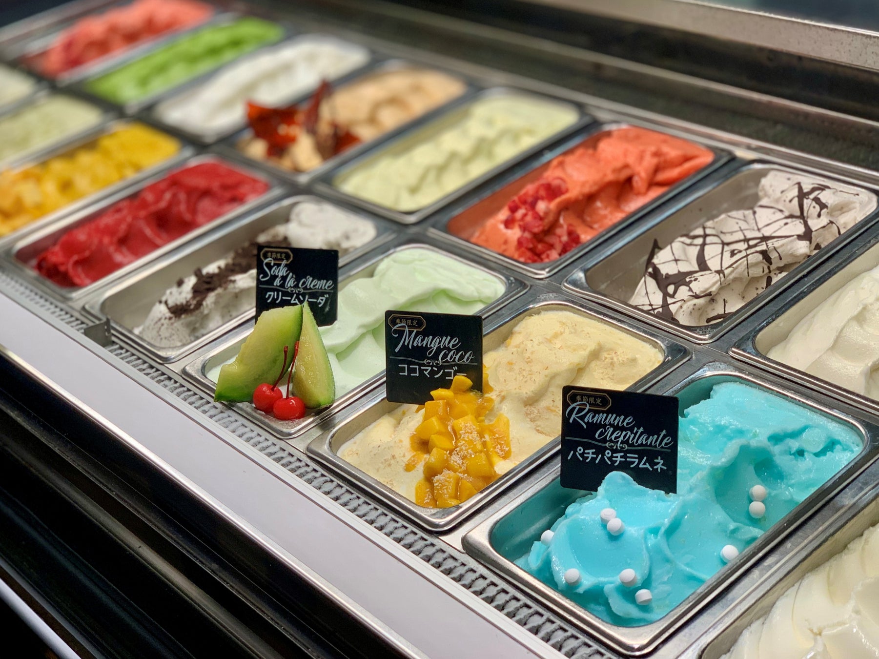 プレミアムカルビ上大岡店の焼肉食べ放題は、熟成肉の塊とデザート＆ジェラートビュッフェが抜群