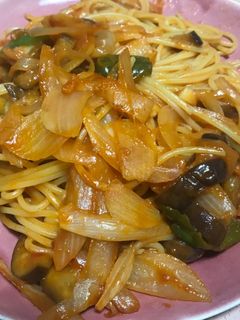 ナス入りナポリタン
