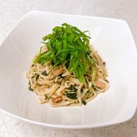 玉ねぎとアンチョビのパスタ