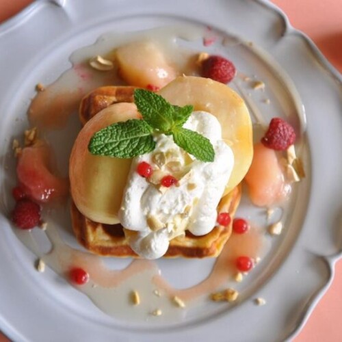 若桜町 とんかつ新 あらた さくら色の柔らかジューシー肉が絶品！登録有形文化財で頂く白い豚カツ定食tory トリー