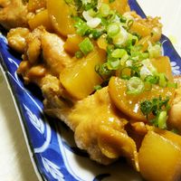 鶏手羽先の味噌だれ旨煮