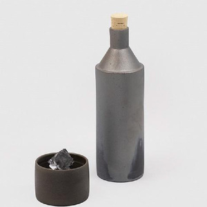 陶器 、お水、焼酎、お酒が美味しくなるボトル イオンボトル 緑色 信楽焼 おしゃれ 和風