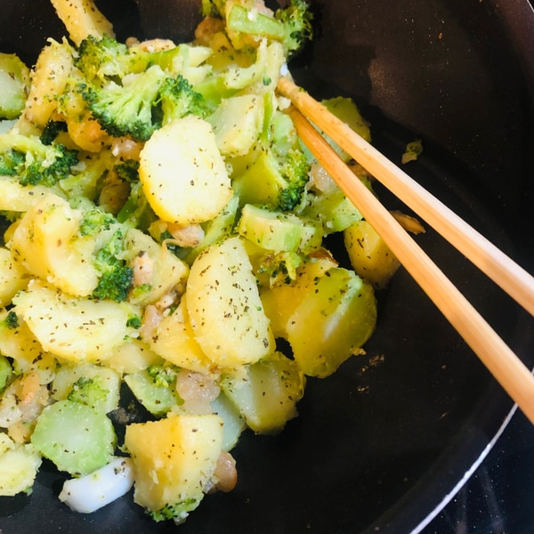 シーフードとアボカドのサラダ