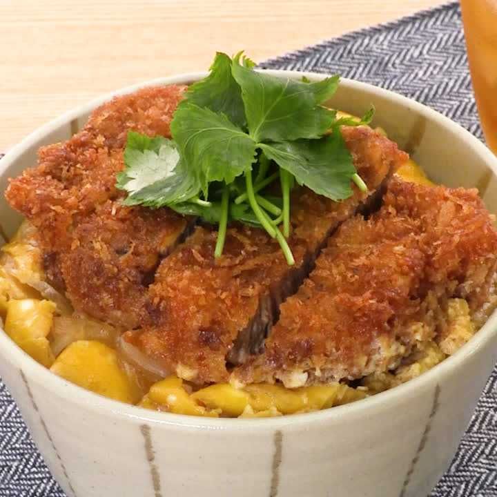 伝説のすた丼屋メニュー並盛・鬼盛り・超鬼盛り牛丼・豚丼・唐揚げ・カレー・からあげ定食