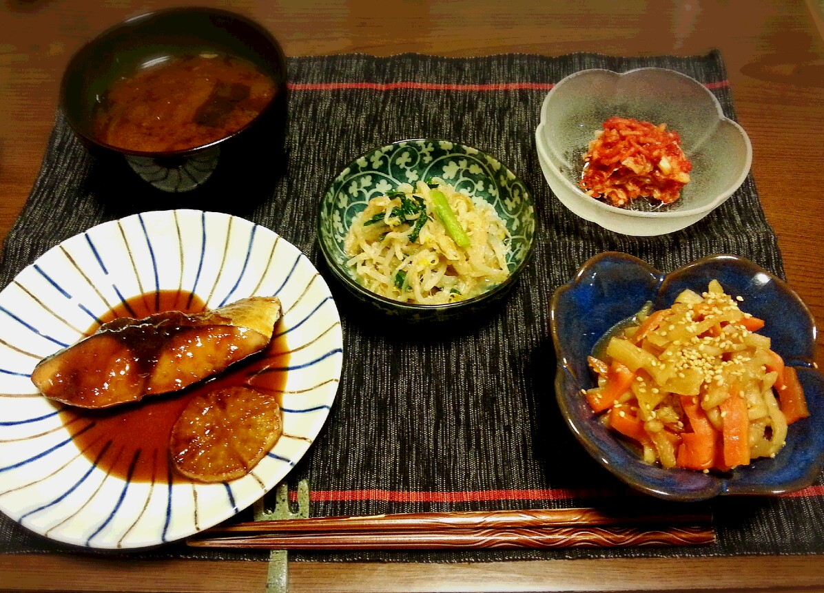 ぶりのレシピeフレンズ ぱくぱく献立くん