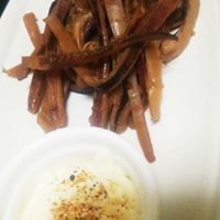 旨味をギュッ!あたりめ炊き込みご飯 - イオンのプライベートブランド TOPVALU トップバリュ