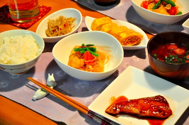 肉じゃが に合う献立レシピ9選！汁物から副菜までクラシル