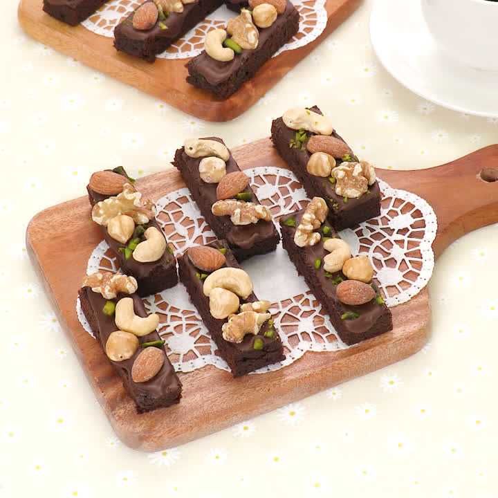 遠距離の彼氏に贈るクリスマスクッキー缶