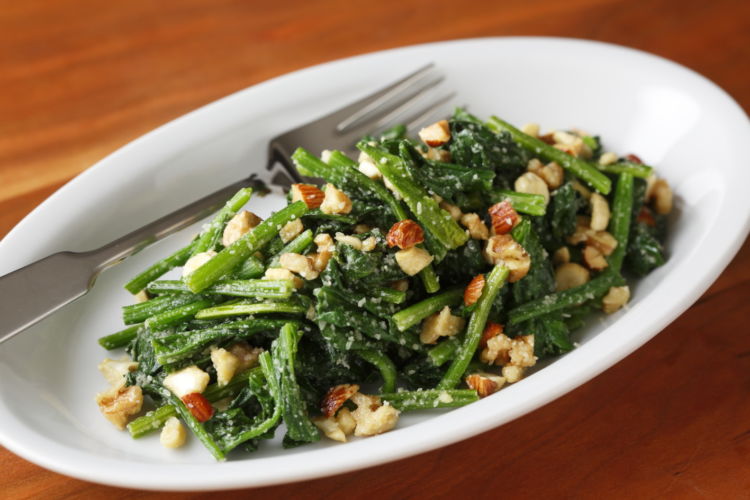 ほうれん草を使ったおつまみ24選！まったりお家飲みにぴったりの人気レシピをご紹介folk