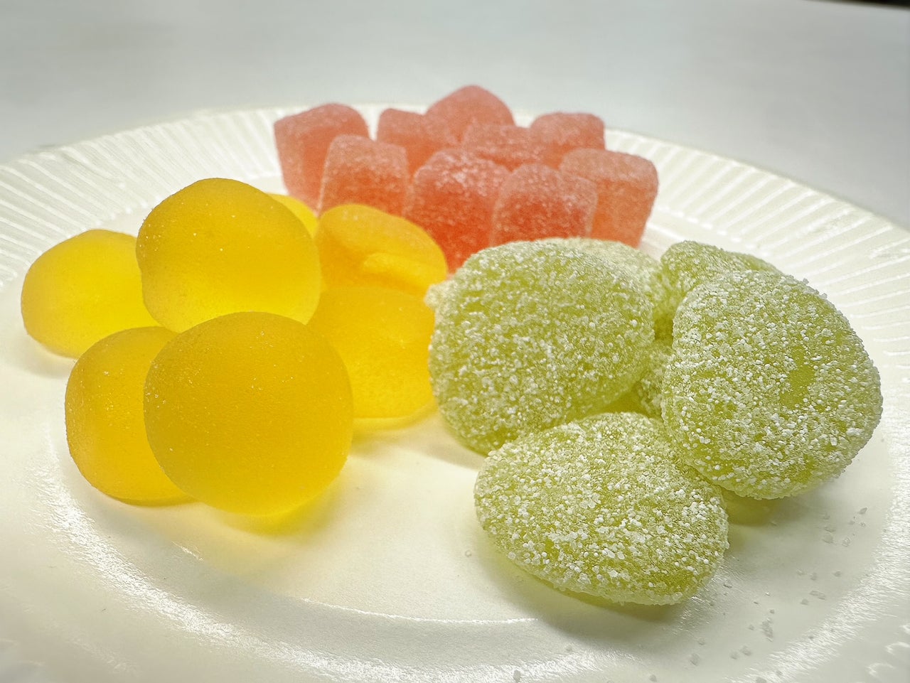 チョコとガムを一緒に食べると溶ける理由は？ 油との関係 白丸くん