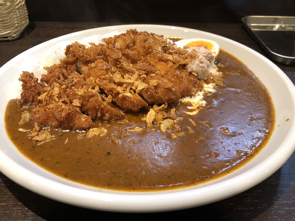 大阪のスパイスカレーの名門！「旧ヤム邸 空堀店」で一期一会の日替わりランチを心に刻んできたジャグラー酒田しんご Official Website