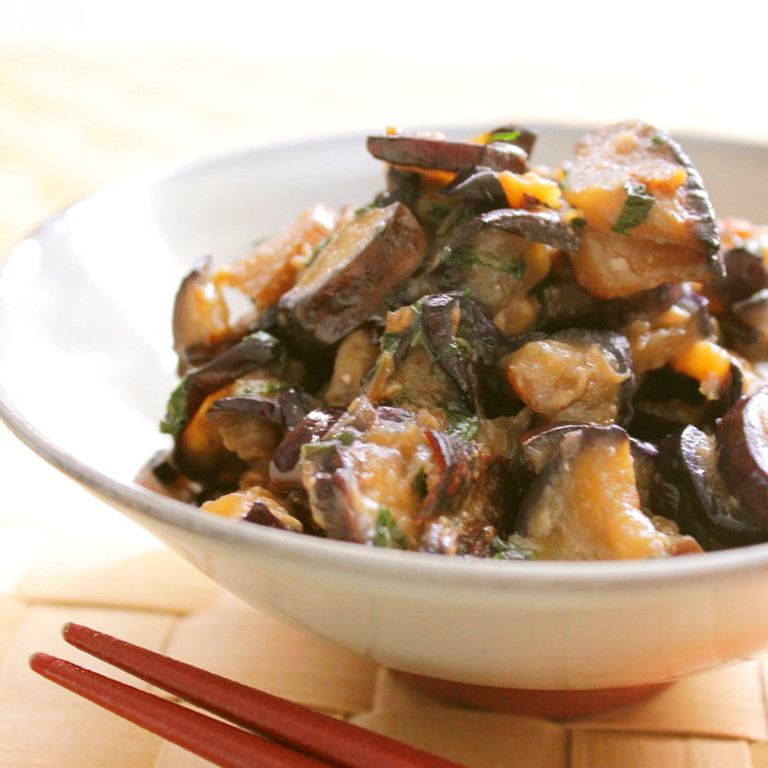 相性抜群！ナスの油みそ 目黒麹店奥会津只見の自然が育む味噌と生麺