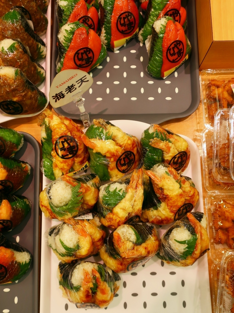 ほぼ具おにぎり”は客殺到 全国の同業者も注目のローカルスーパー『やまひこ』勢い支えるカリスマ女性店員東海テレビNEWS