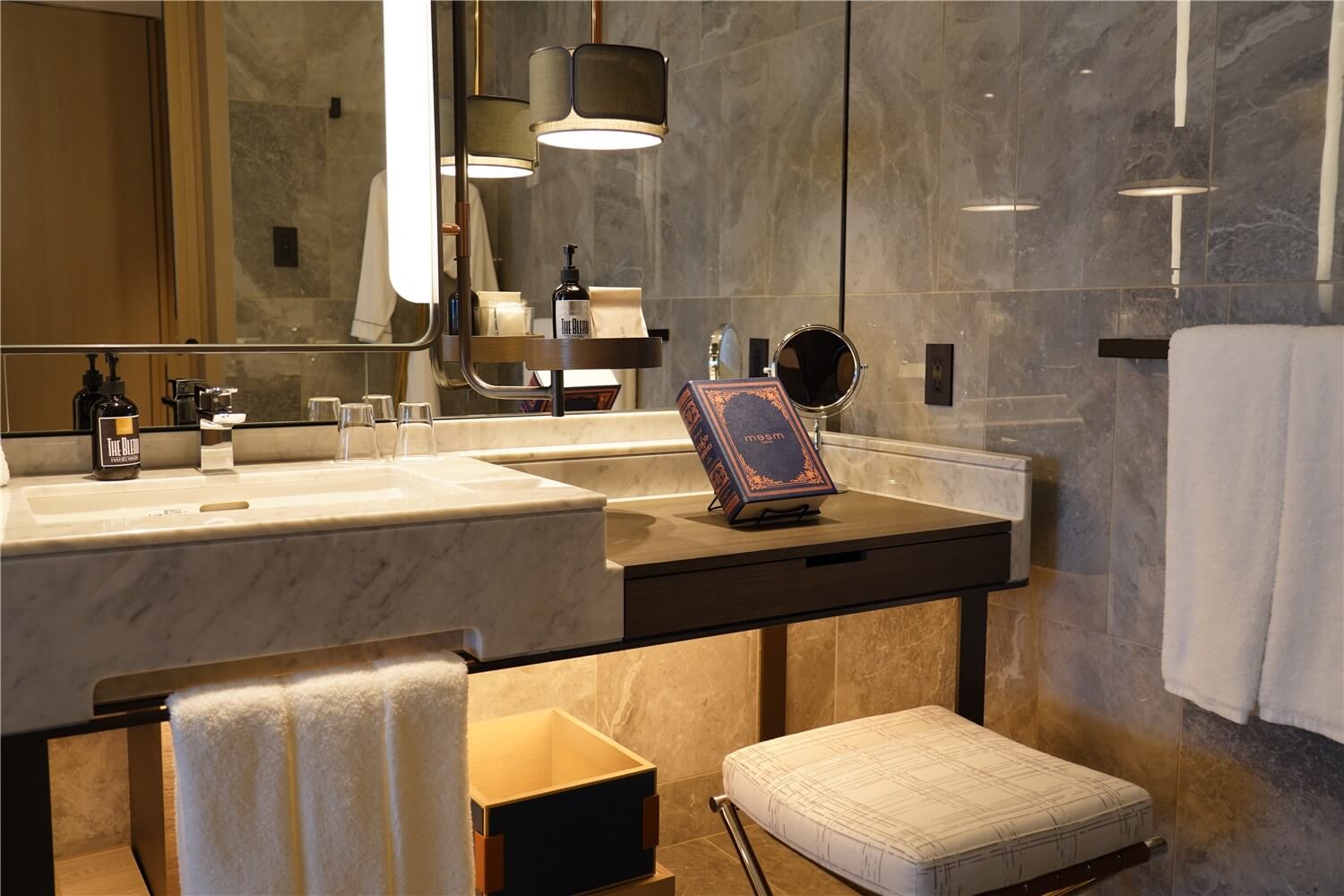 宿泊記 メズム東京 ② 朝食・クラブメズム・近隣ごはん・散歩旅行とごはん