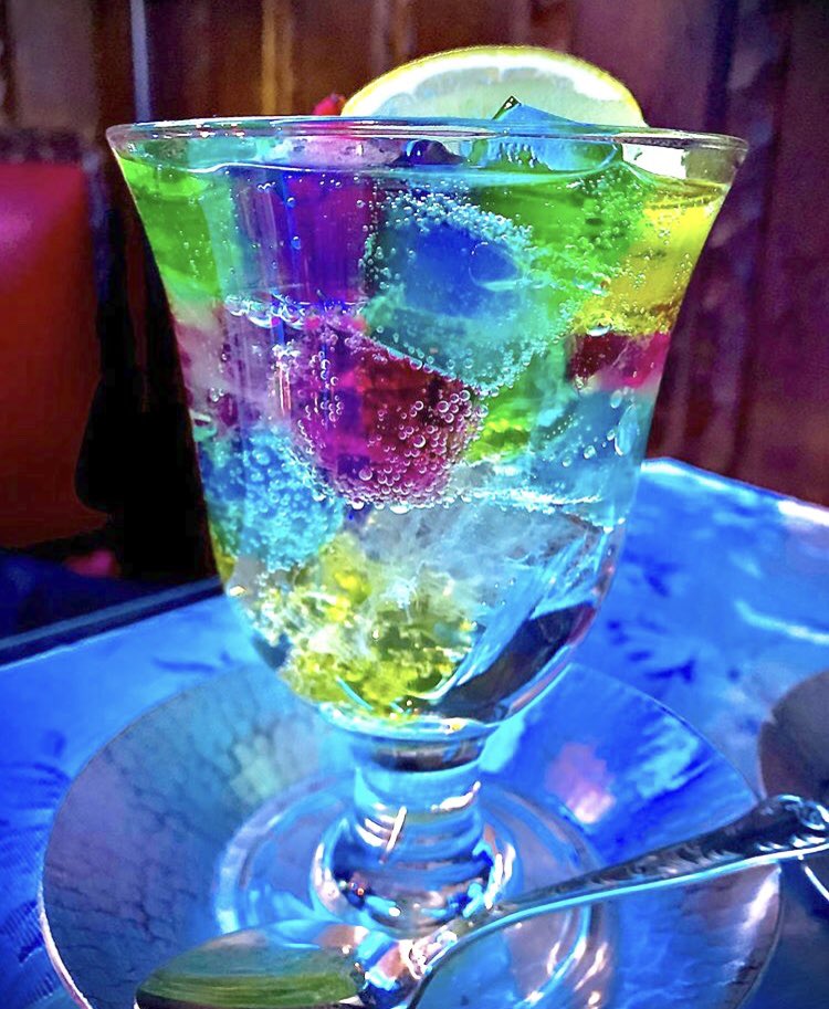 喫茶ソワレのゼリーポンチについて – forme. フォルム