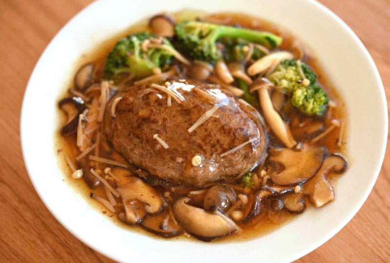 白菜たっぷり和風煮込みハンバーグ丸ごと小泉武夫 食マガジン