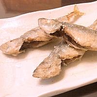 アジの唐揚げ の作り方、二度揚げで骨までサクサク、美味しく食べられます。 - YouTube