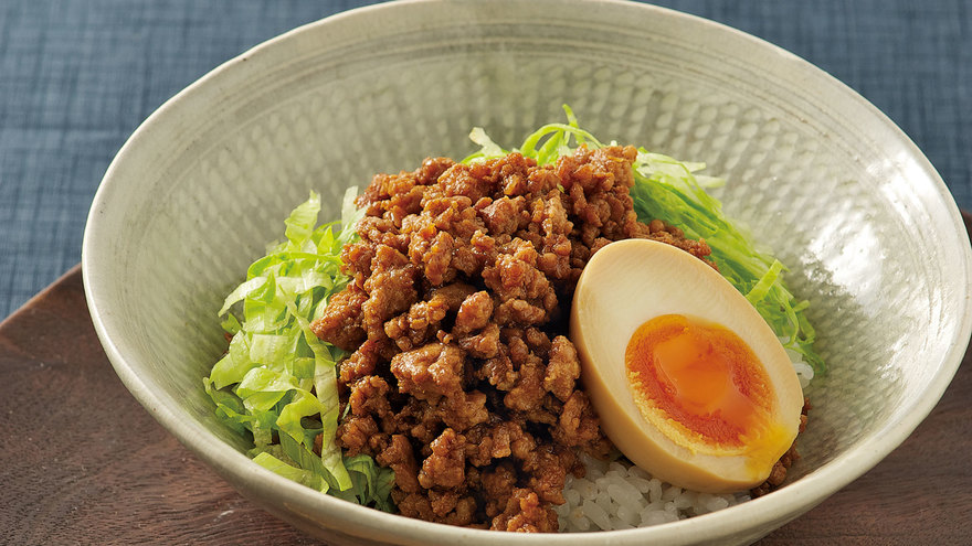 ひき肉となすのガーリックスタミナ丼