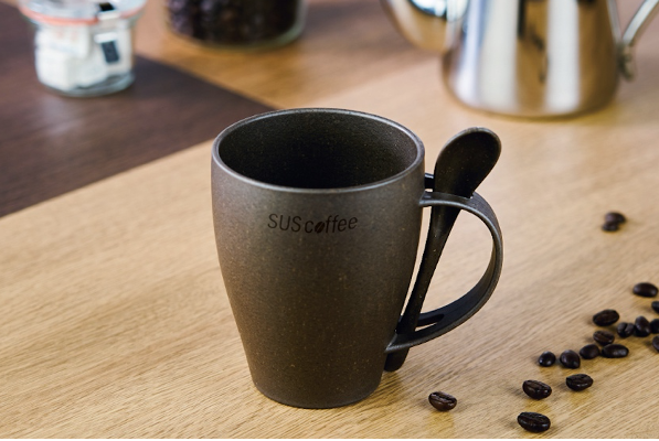 楽天市場マーナ公式コーヒーかす消臭ポット コーヒー 臭い 消臭容器 再利用 消臭剤 エコ 珈琲 ドリップ リサイクル 脱臭剤 部屋 トイレ玄関 冷蔵庫 靴箱 おしゃれ かわいい インテリア シンプル 陶磁器 ギフト プレゼント キッチン 便利グッズ K770 Readyto