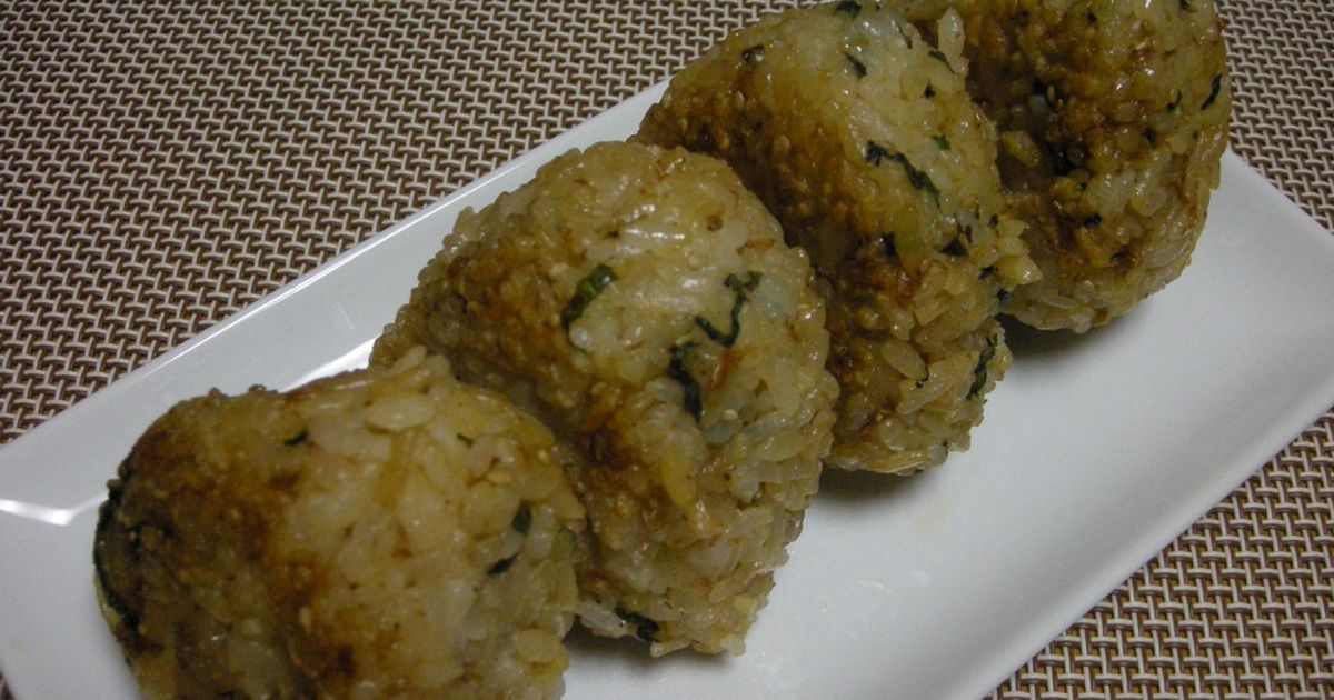 醤油＆黒こしょうのチーズ焼きおにぎりのレシピ 作り方：白ごはん.com