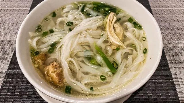 東京の美味しいベトナムフォーの店7選！フォー専門店や有名ベトナム料理店も＜2021最新＞ じゃらんニュース