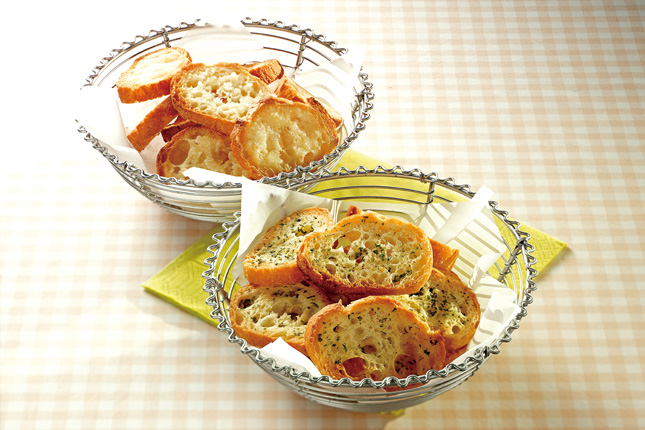 バゲットのカリカリおつまみラスク♪