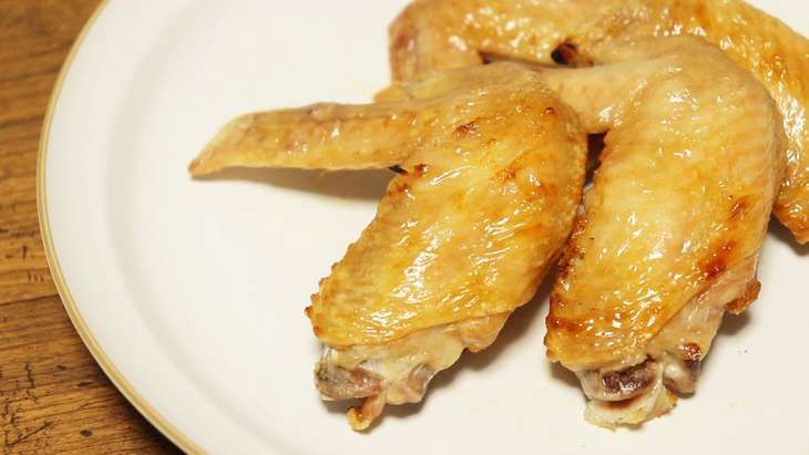 話題の手羽先の海水焼き