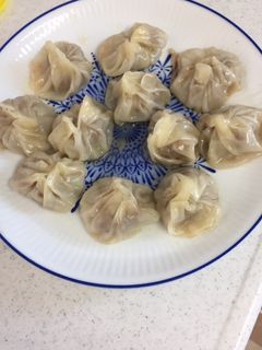 餃子の皮でミニ小籠包