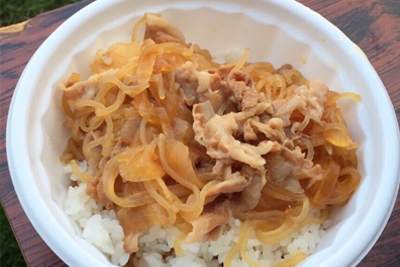 糸こんにゃく入れる派な我が家の「牛丼」＆「成人式の前日はバタバタ」 : SAKE TO RYOURI Powered by ライブドアブログ