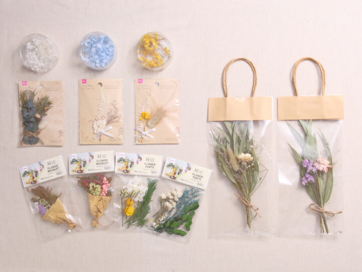 雑貨 フラワーボトル アロマ ドライフラワー 癒し プリザーブドフラワー インテリア 雑貨 おしゃれ 可愛い 透明 花 瓶詰 ギフト 爆買