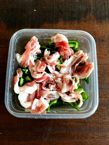 DAIGOも台所 豚肉とピーマンの酸辣炒めのレシピ。違いがわかる！肉と野菜の炒め方。凛とした暮らし〜凛々と