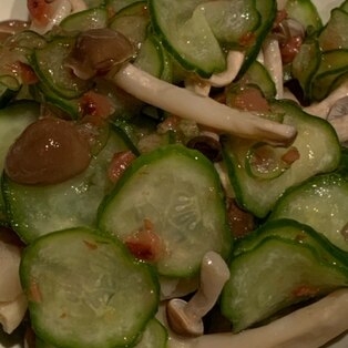 きゅうりとしめじと梅浅漬け by 三毛猫調理愛好家クックパッド簡単おいしいみんなのレシピが392万品