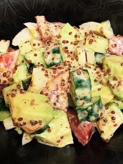 アボカド・トマト・ツナのわさび醤油マヨクラシル