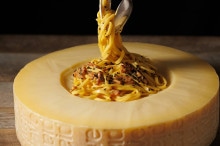 好きなものを好きなだけ！？ ビーナスブリッジにできた『絶景レストラン』で、神戸の景色とスイーツを独り占め神戸ジャーナル