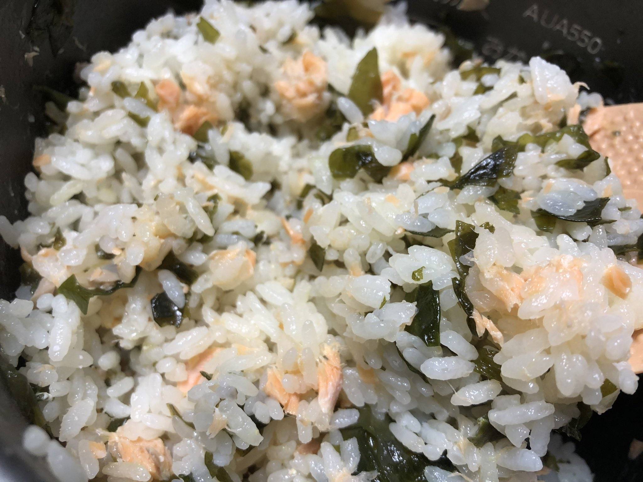 ガーリックわかめご飯奥薗壽子のなべかまぺえじ