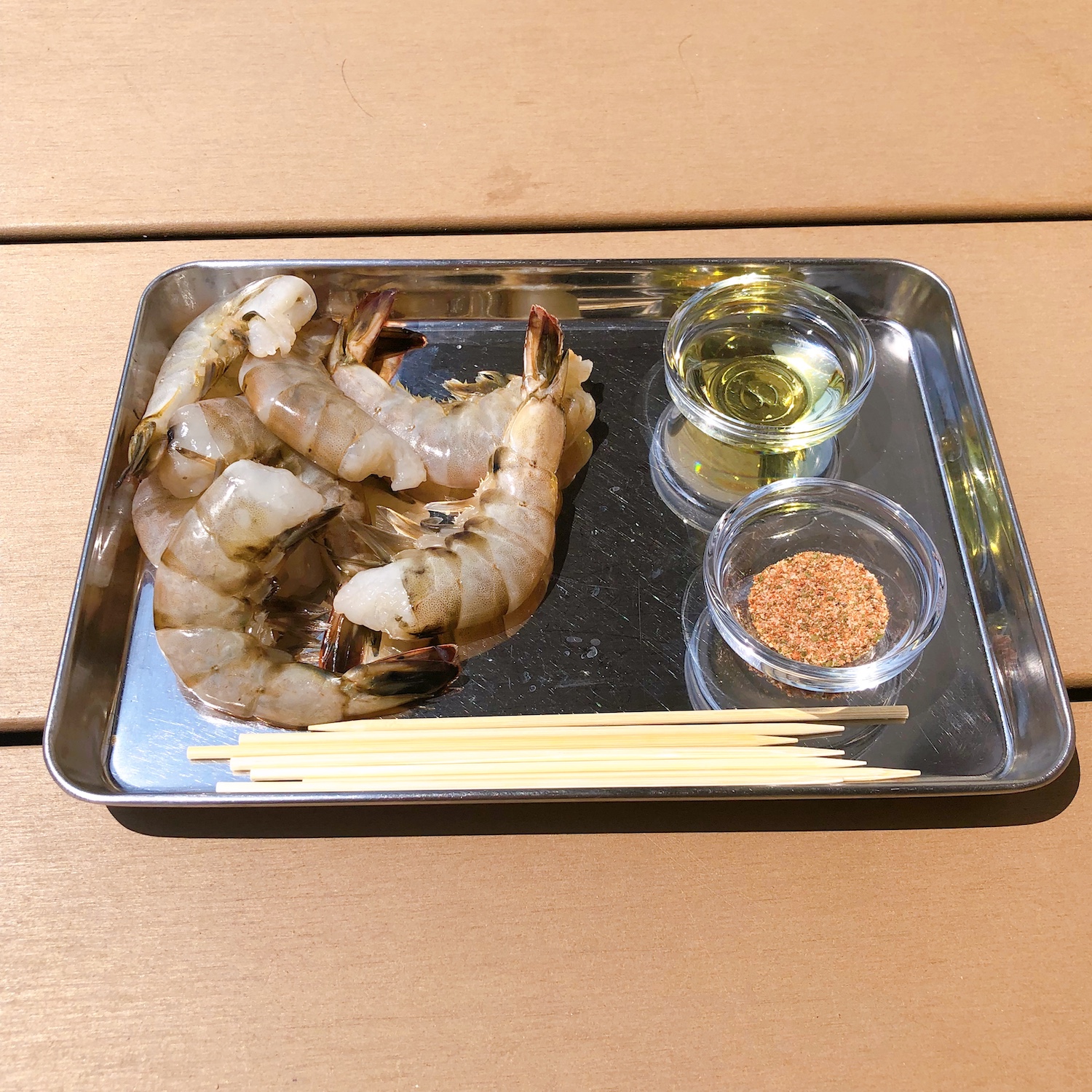 バーベキューのエビ レシピ６選！これでプチ豪華BBQ！ - 大阪で手ぶらレンタルバーベキューならアップグリル