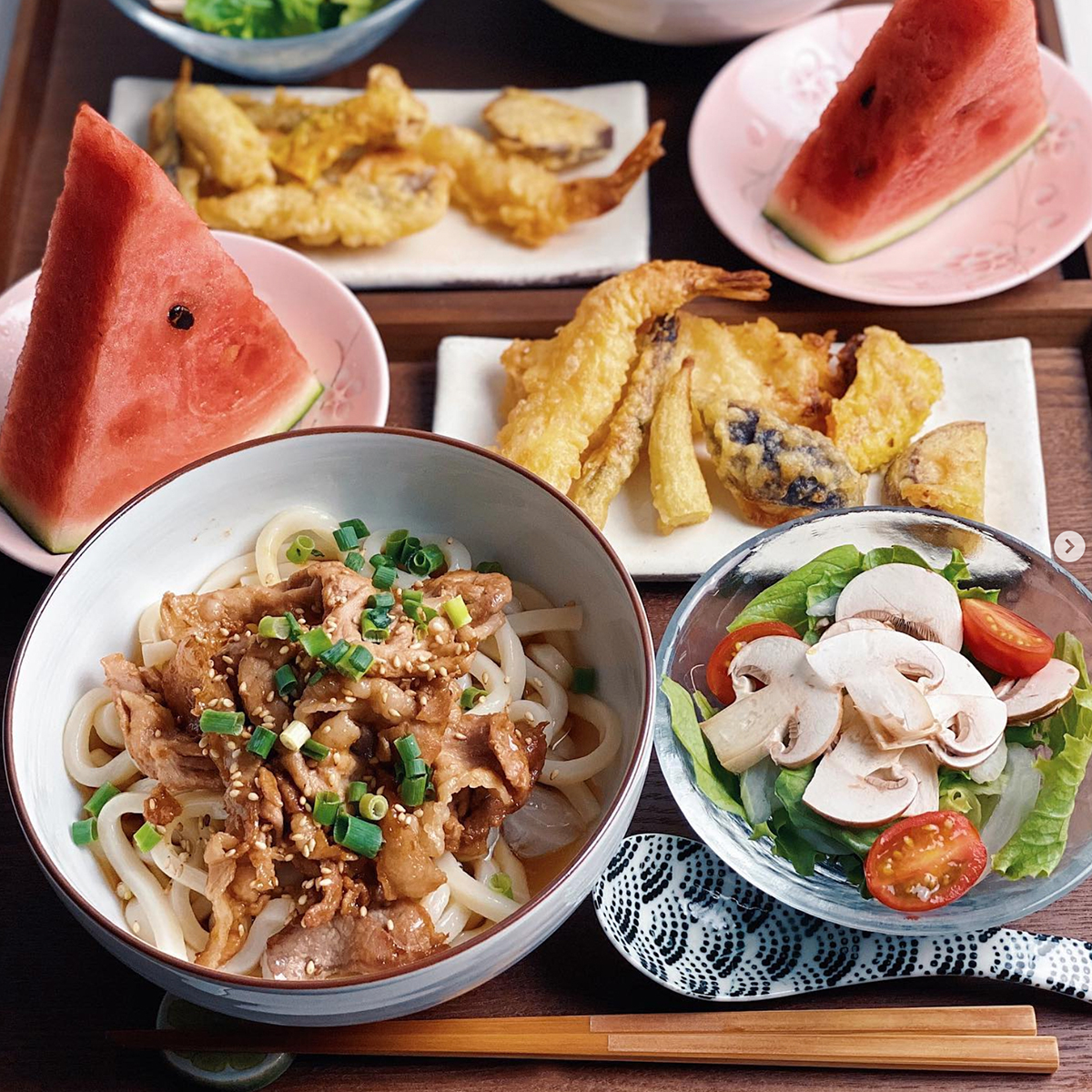 簡単本格「冷製肉うどん」の作り方。牛肉をやわらかく仕上げるコツもセブンプレミアム公式