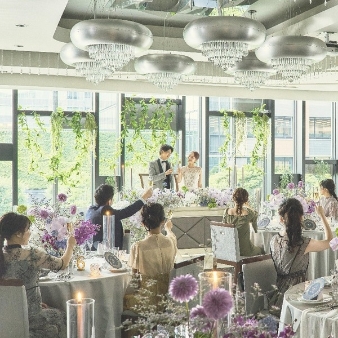 結婚式の高砂 たかさご 席コーディネートおしゃれに装飾する装花・アイデア結婚式場の選び方