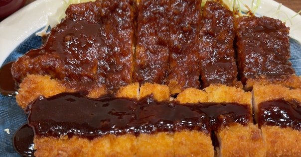 ASCII.jp：1.5倍の大海老がドーン!! 「大海老とじ丼」えびトリプルも選べる