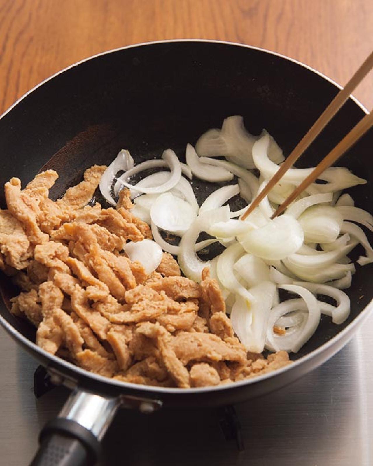 ソイミートでポークケチャップ風