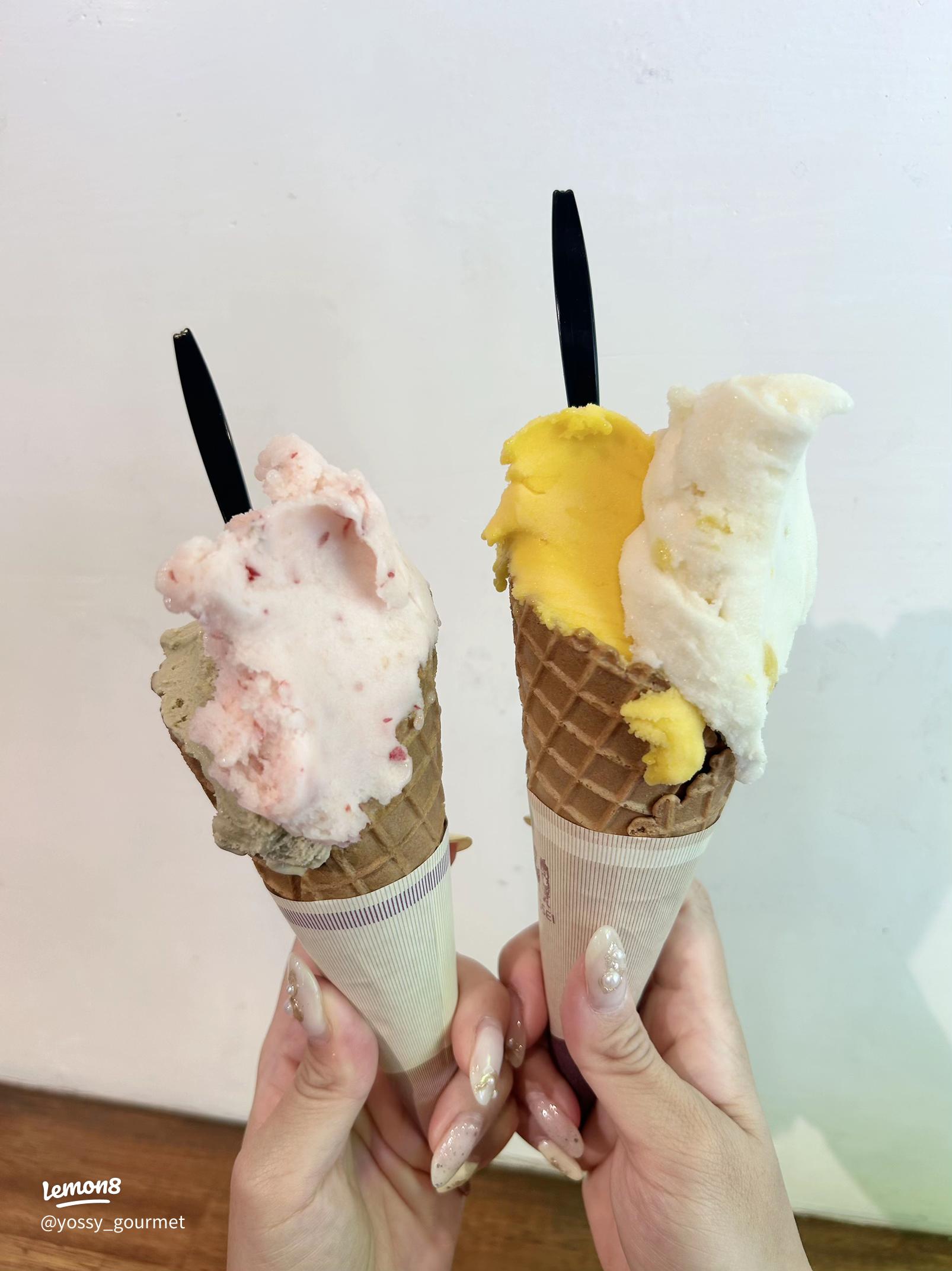 🍦カフェメニュー 南海なんば店限定！らぽっぽ の濃厚おいもソフトクリーム🍠 𓐄 𓐄 𓐄 𓐄 𓐄 𓐄 𓐄 𓐄 𓐄 𓐄𓐄 𓐄 𓐄 𓐄 𓐄 𓐄 𓐄 𓐄 𓐄 𓐄 𓐄 𓐄 𓐄 ◾️おいもソフトクリーム 540円-紫いも💜 -おいも🤍-ミックス💜🤍 ⁡