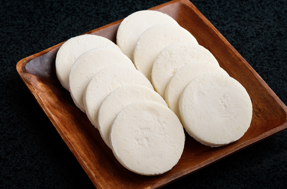 楽天市場レンジで簡単・北海道の郷土料理 北海道いももち 250ｇ 10個入り冷凍: サンマルコ食品 コロッケ倶楽部