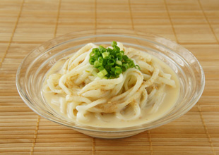 ごまだれで食べるうどんを紹介♪食べ応え抜群の濃厚レシピ7選の人気レシピ・作り方デリッシュキッチン