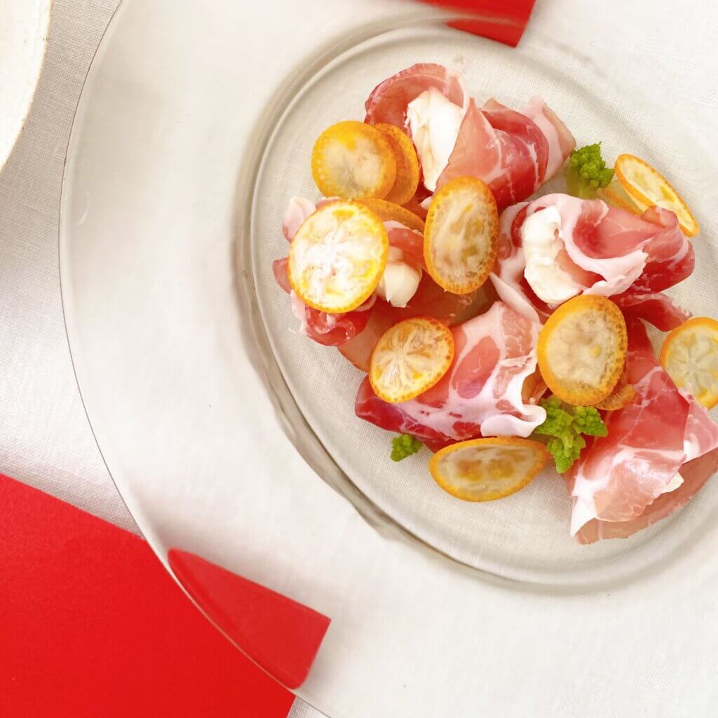 おせちの盛り付けにも！ ハムのフラワーカナッペレシピ