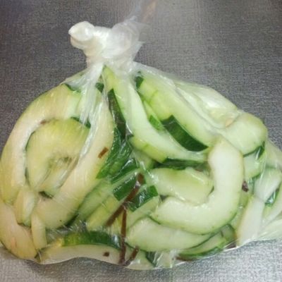 ピリッと爽やか！ 白瓜の浅漬け