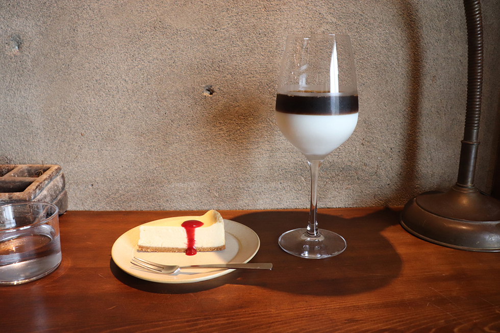 絶対に失敗しない！ オレグラッセ 2層のカフェオレ の作り方コーヒー豆やハチワレ堂