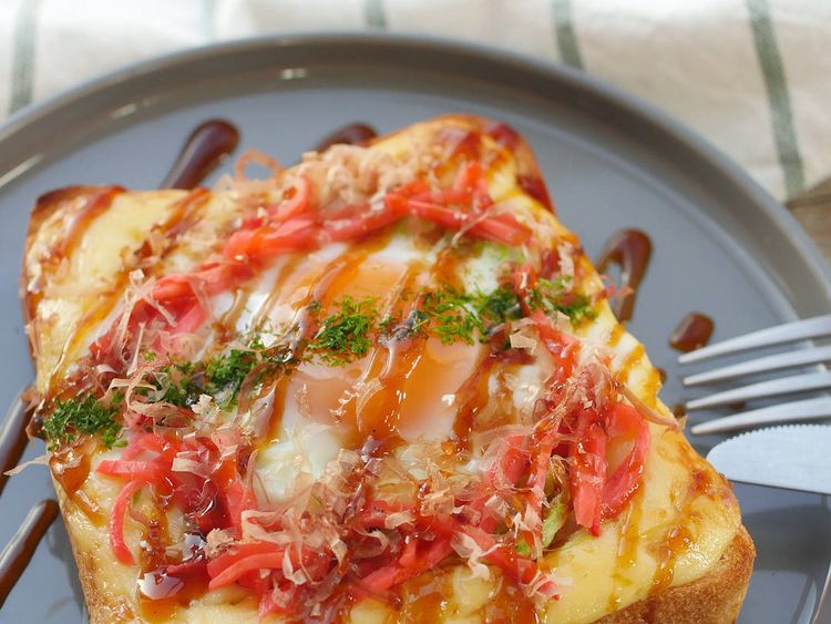 お好み焼きトーストYKベーキングカンパニ