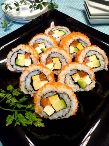 カリフォルニアロール あれこれ自由に巻いちゃおう♪カラフル・楽しいアイディアレシピ 2ページ目キナリノ