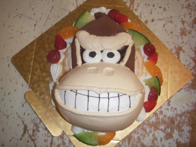 お誕生日にキャラケーキ♪宝塚市山本のゆい美容室☆姉妹のママブログ