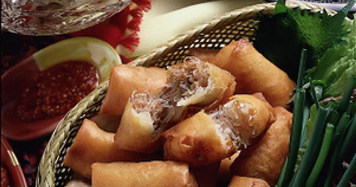 キャベツと春雨の具だくさん春巻き